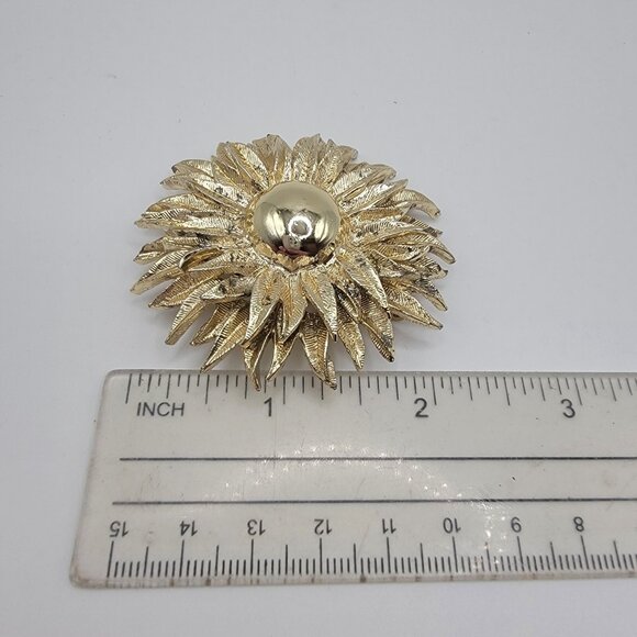 Vintage‎ Unique Sunburst Flower Figural Gold Tone Brooch Pin - Picture 3 of 3